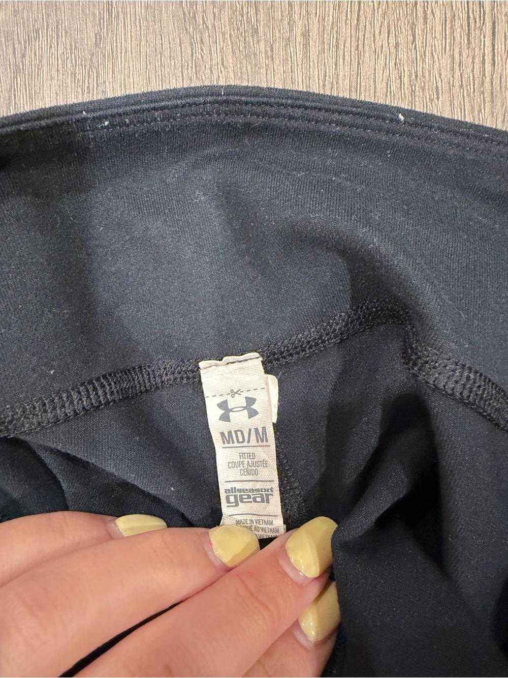Under Armour Crop Leggings - Picture 3 of 4
